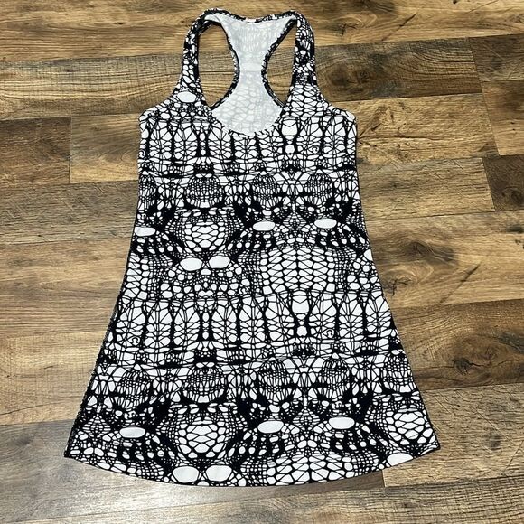 Lululemon Cool Racerback size 2 - Picture 3 of 6